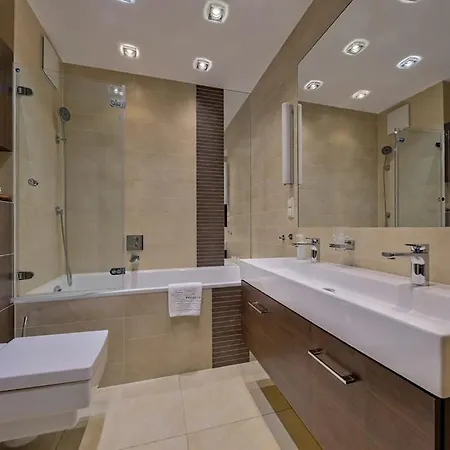 Aparthotel Inqse Centre Warschau