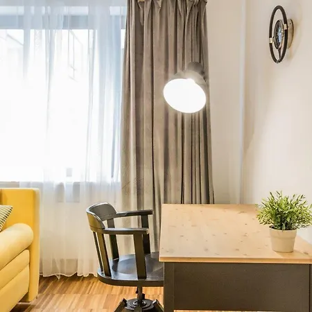 Inqse Centre Aparthotel Warsaw