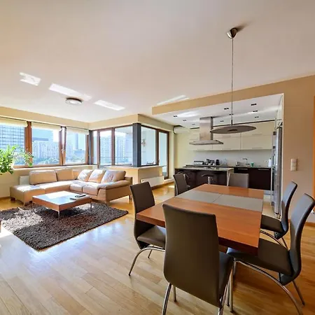 Hotel apartamentowy Inqse Centre 4*